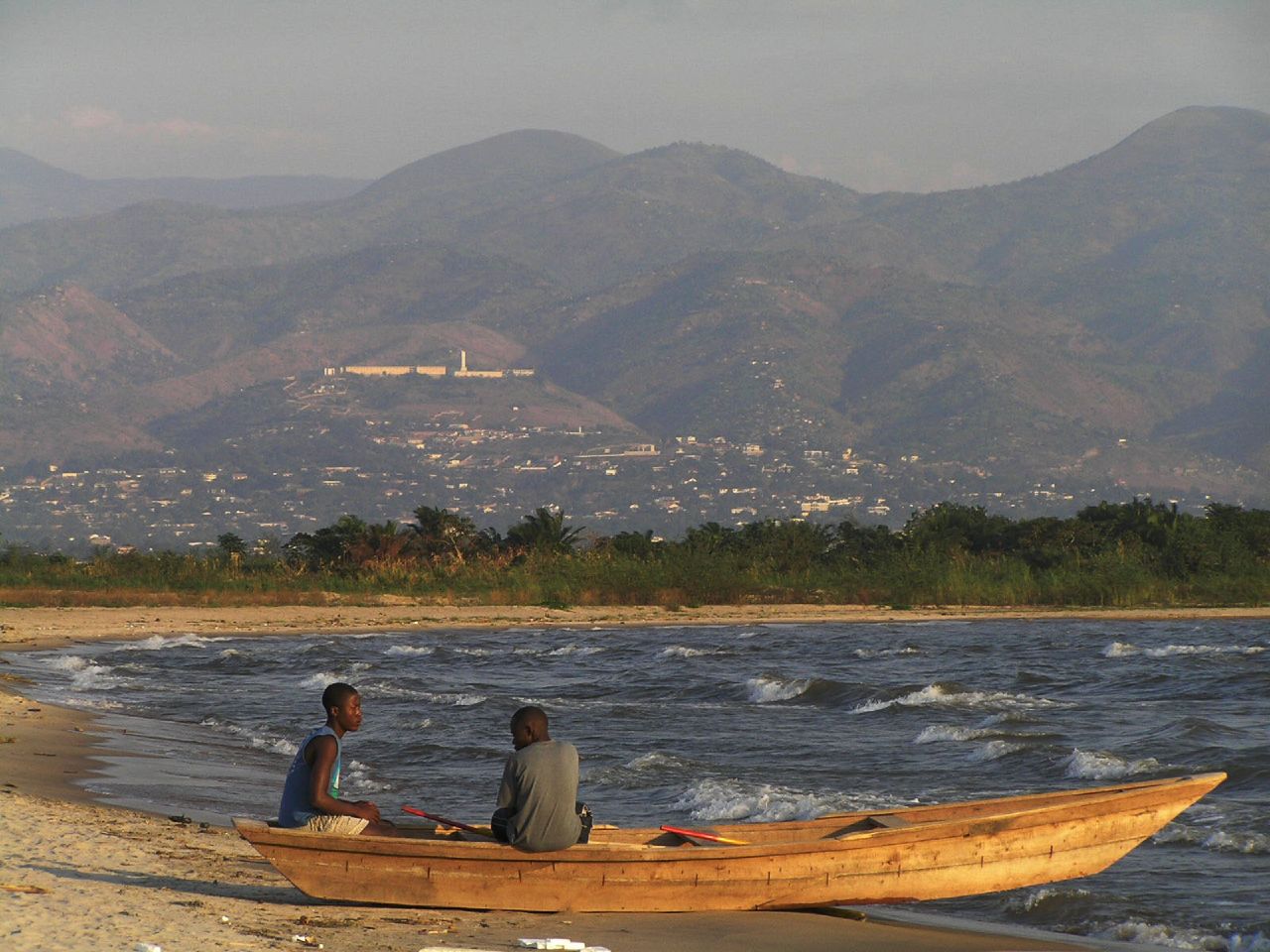 Lake Tanganyika, a landmark associated with Burundi